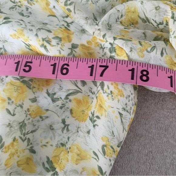 Lush Yellow Floral Print One Shoulder Sleeve Top Size Medium - Picture 6 of 8